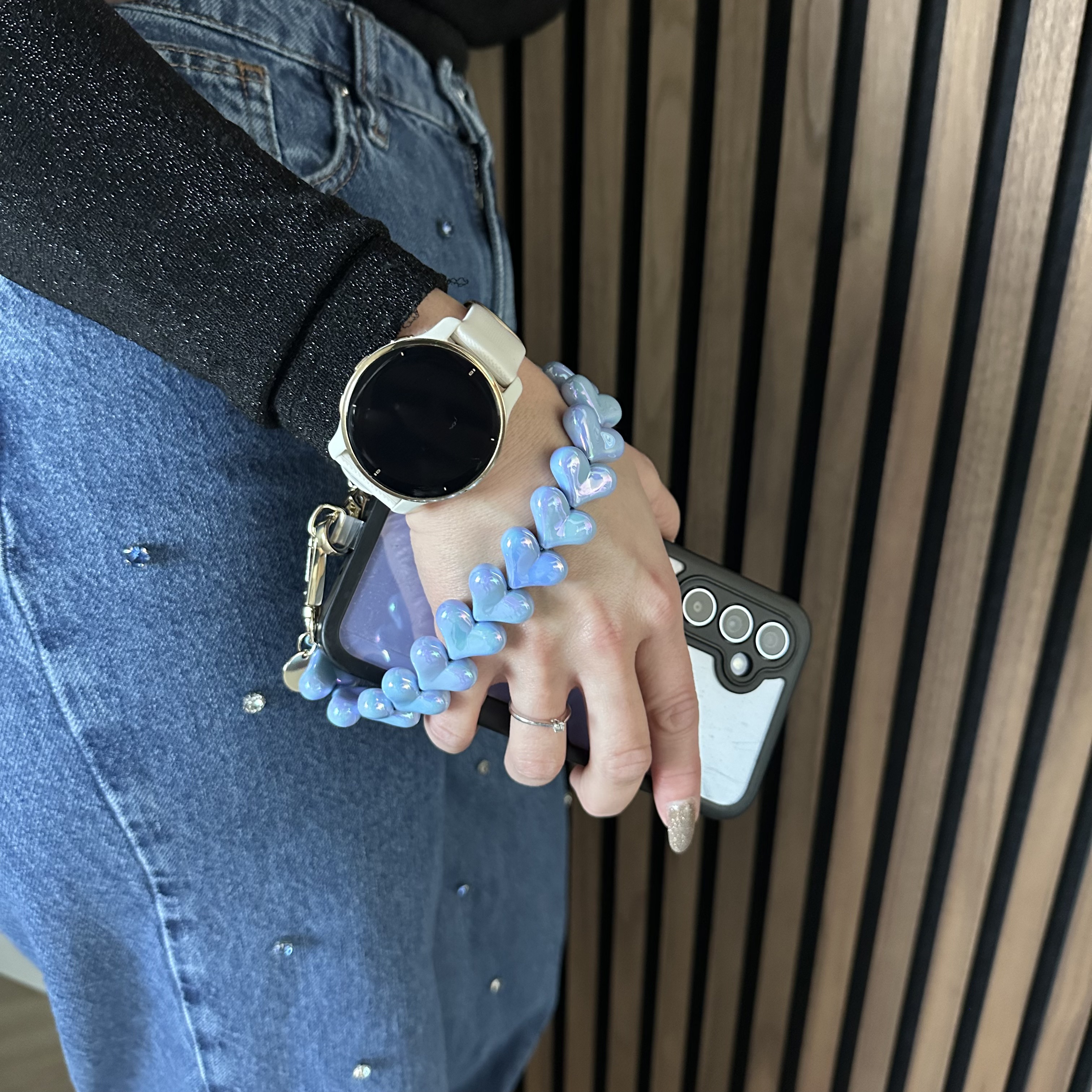 Cell phone chains Heart