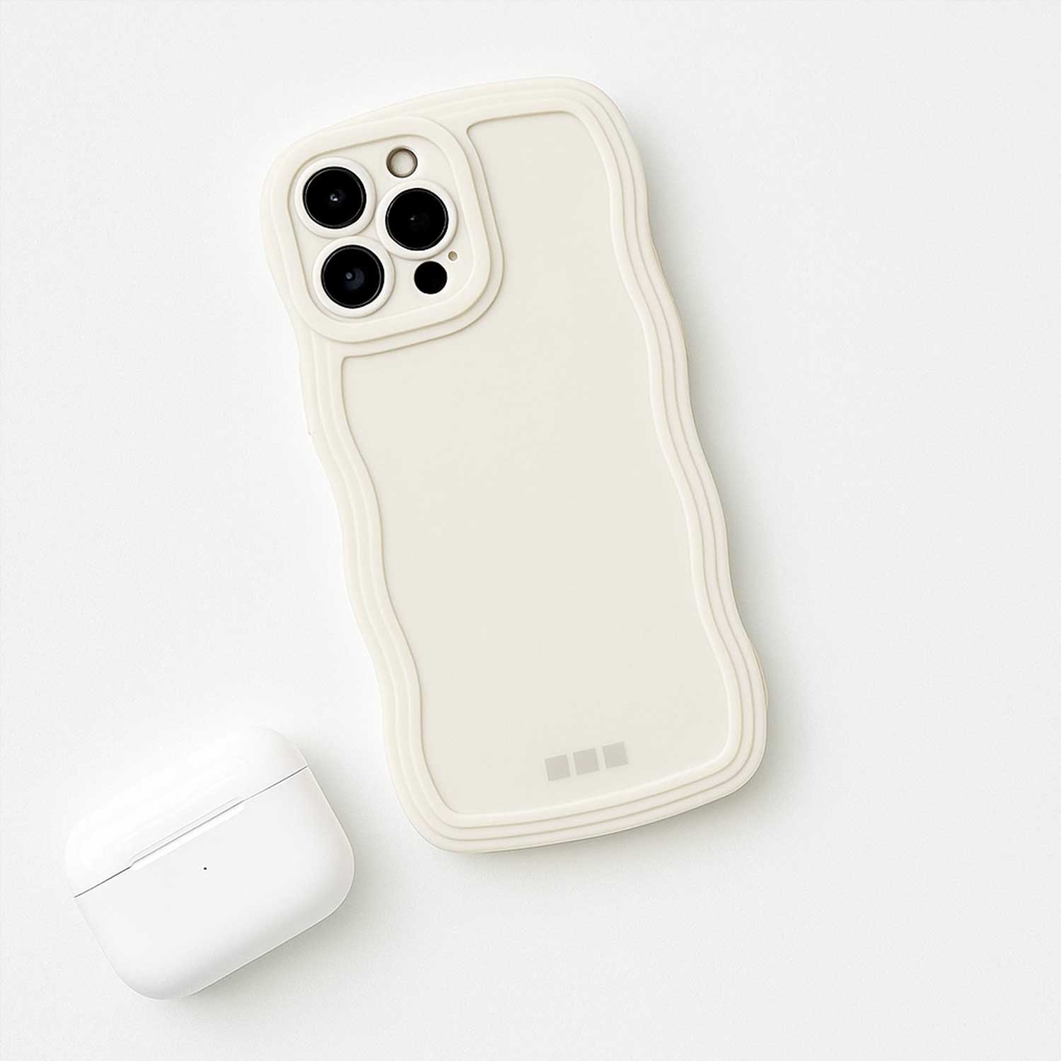 iPhone 15 case Curve - starlight iPhone 15 case Curve - starlight