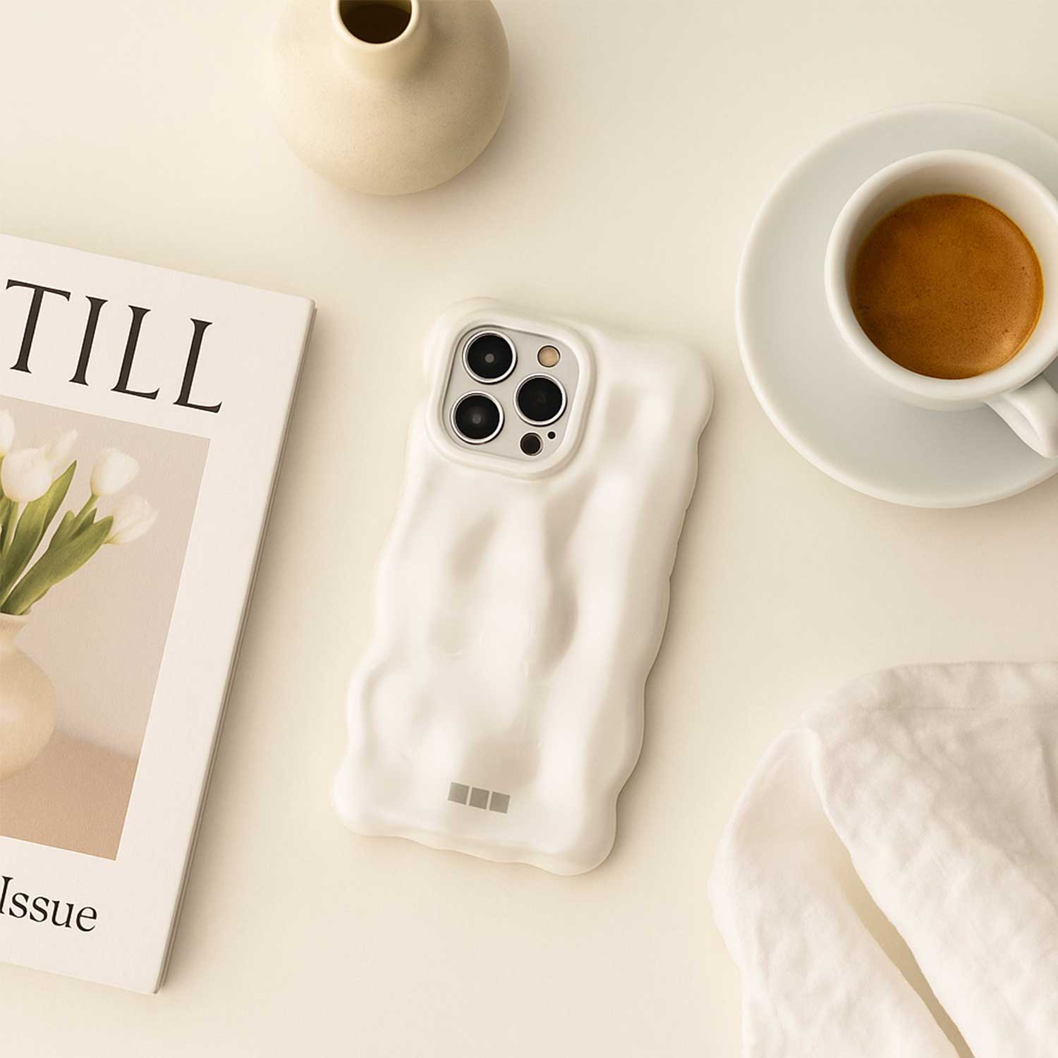 iPhone 15 case Bubble - pearl