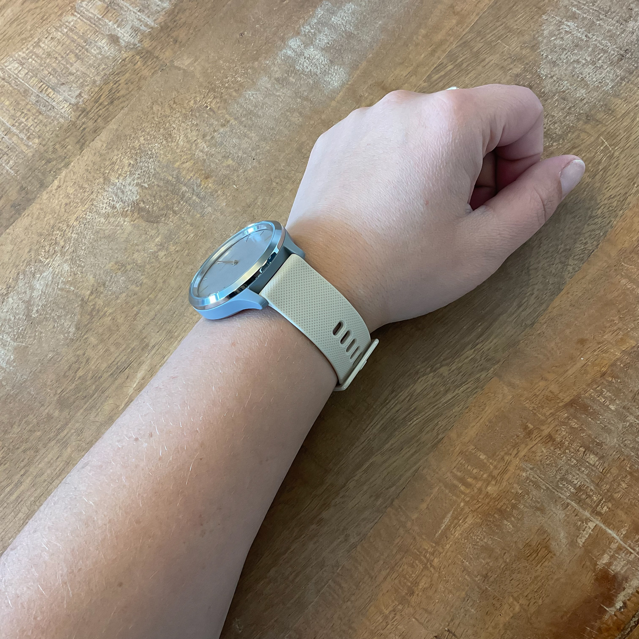 Garmin Vivoactive / Vivomove Sport Buckle Strap - Khaki Garmin Vivoactive / Vivomove Sport Buckle Strap - Khaki