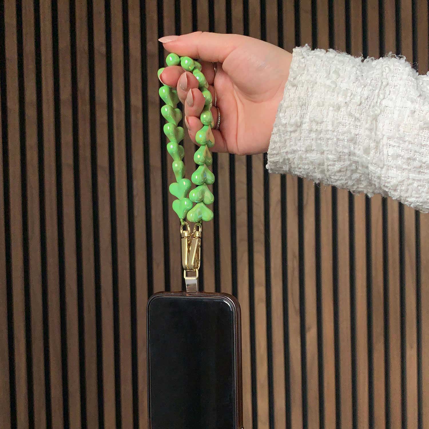 Cell phone chains Heart