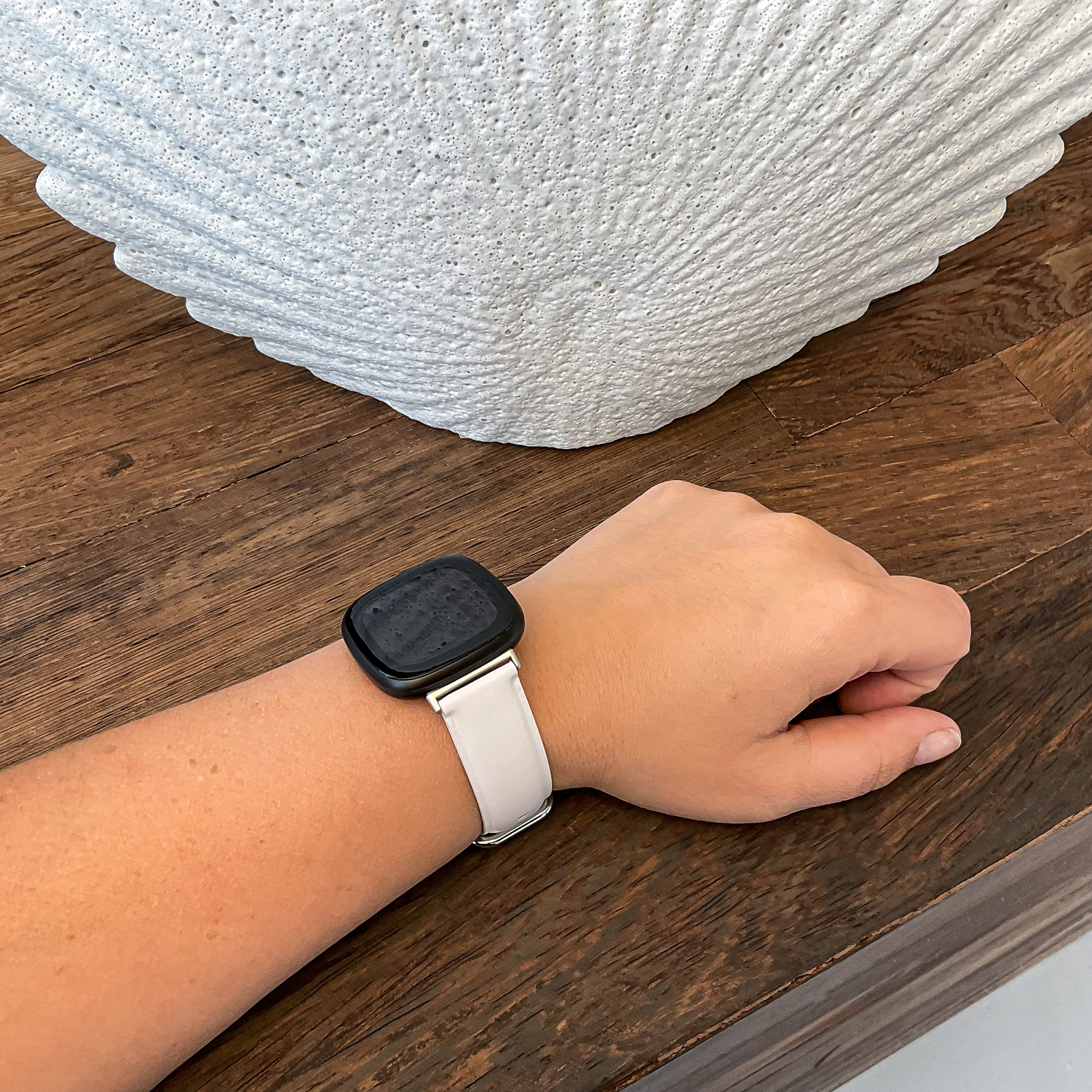 Fitbit Versa 3 / Sense Leather Strap - White