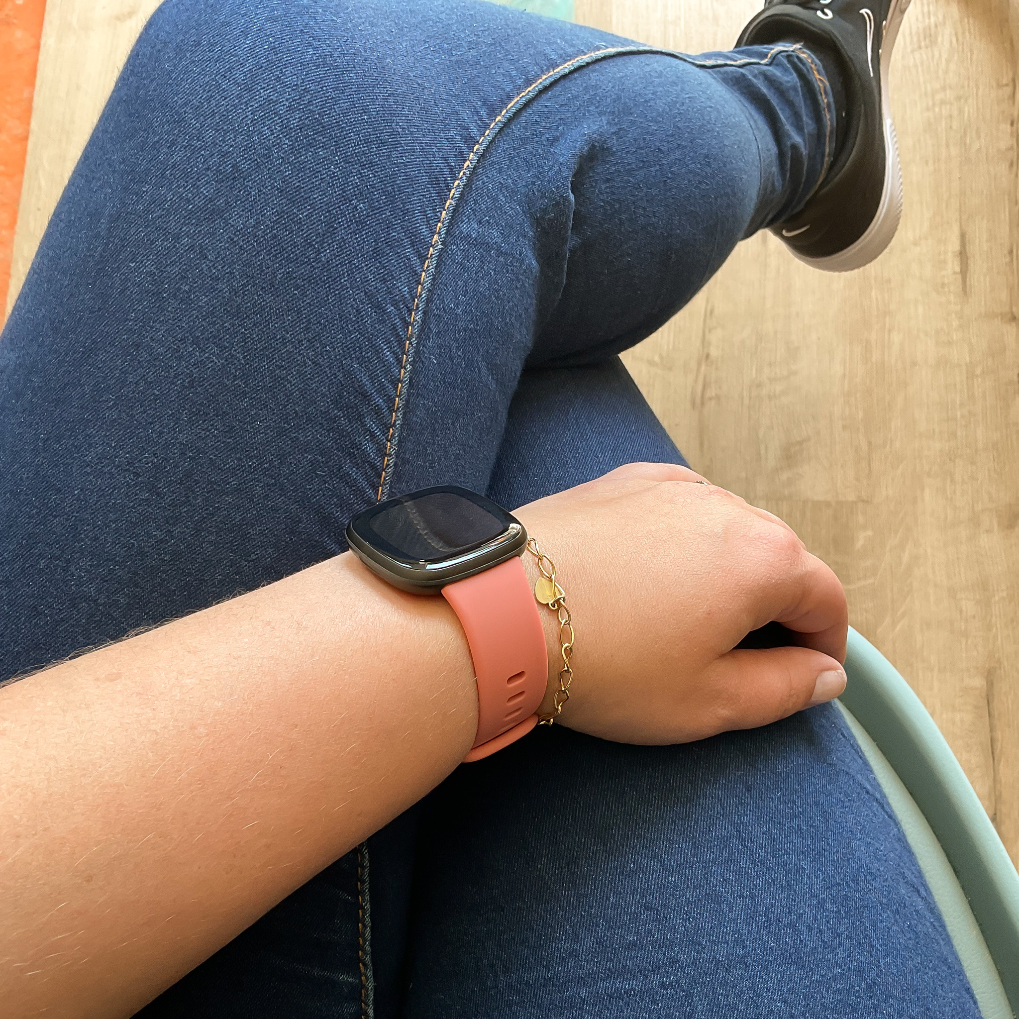 Fitbit Versa 3 / Sense Sport Strap - Pink