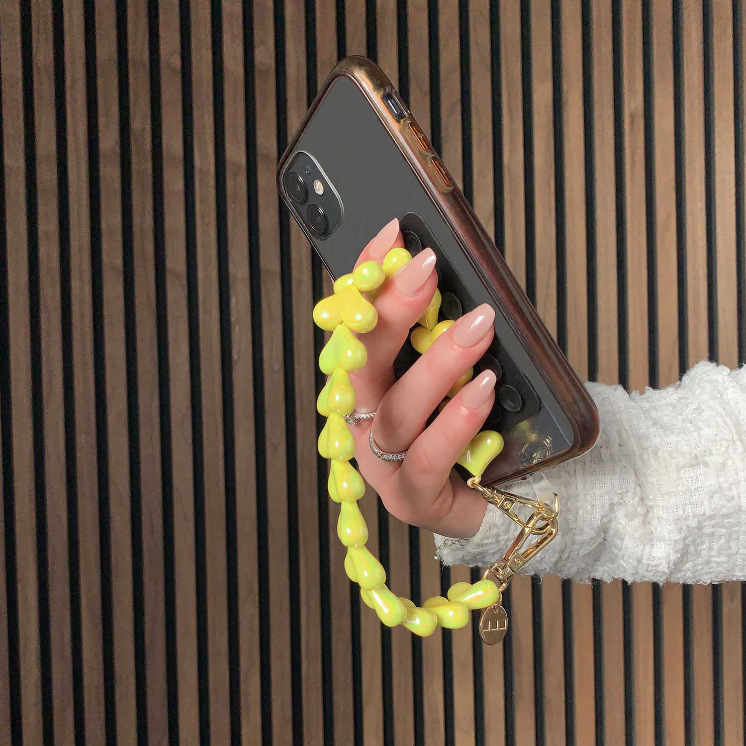 Cell phone chains Heart