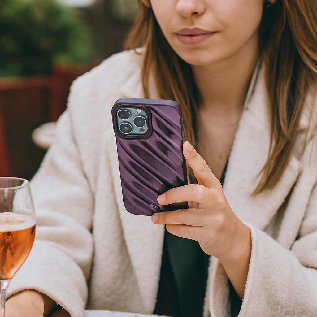 iPhone 14 Pro case Lustra - purple iPhone 14 Pro case Lustra - purple