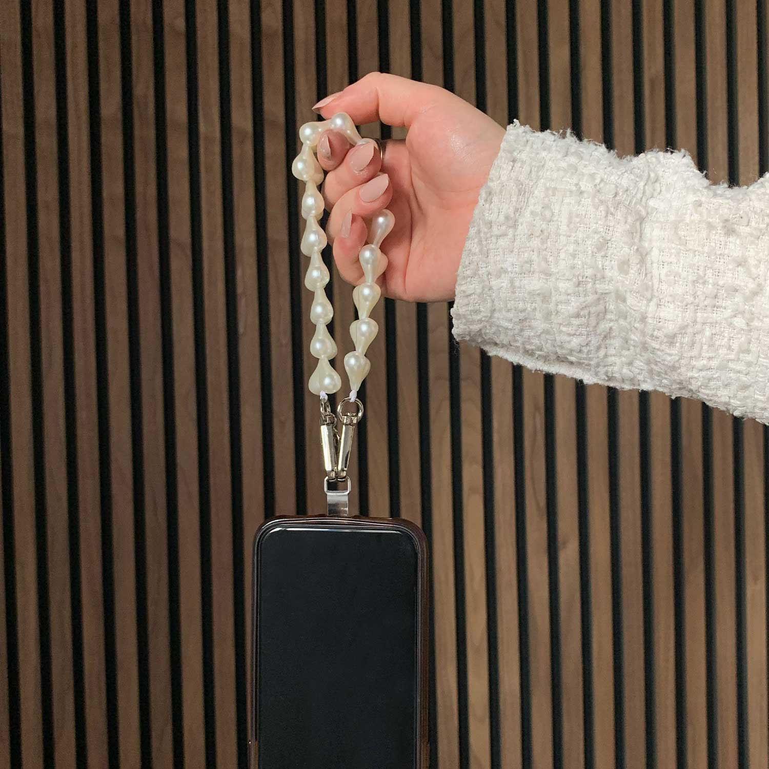 Cell phone chains Heart
