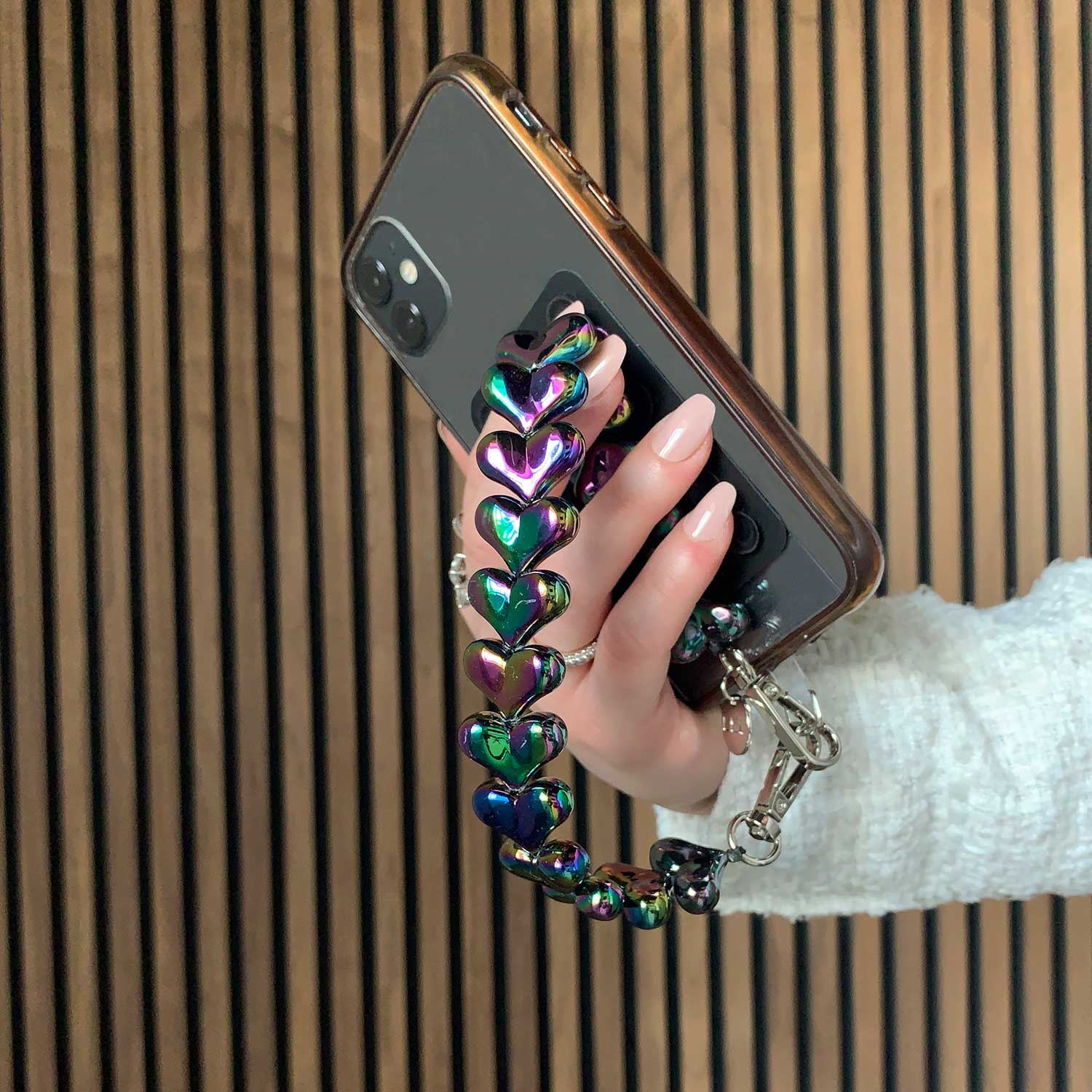 Cell phone chains Heart