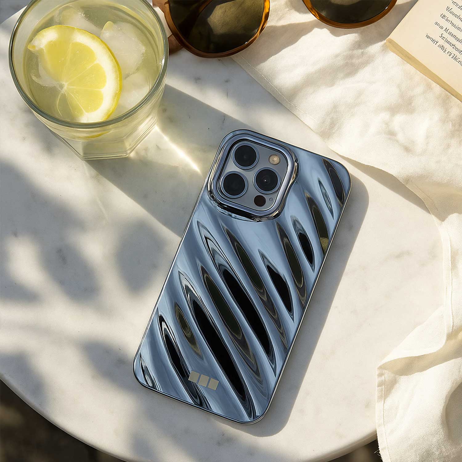 iPhone 14 Pro case Lustra - blue
