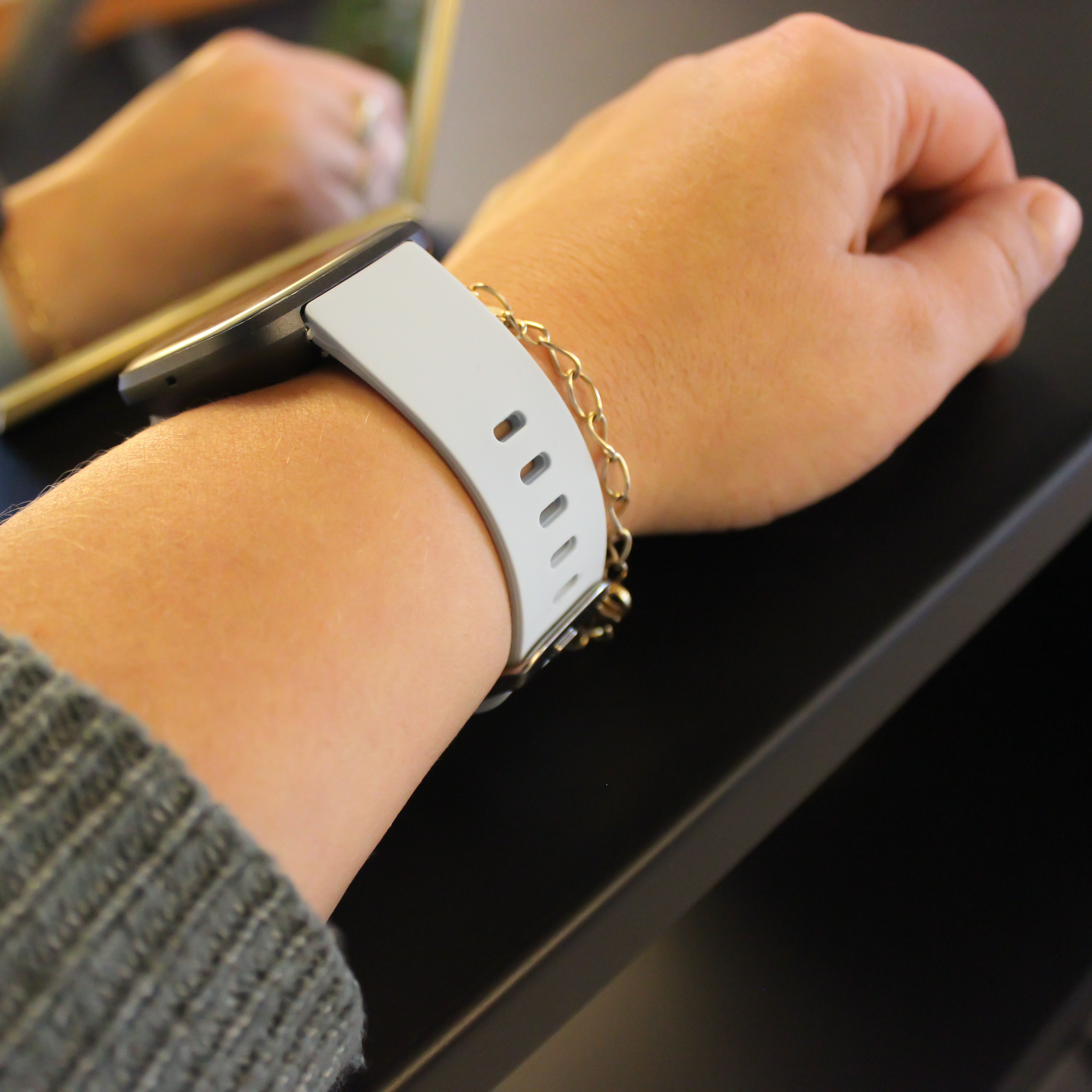 Fitbit Versa Sport Strap - Light Grey