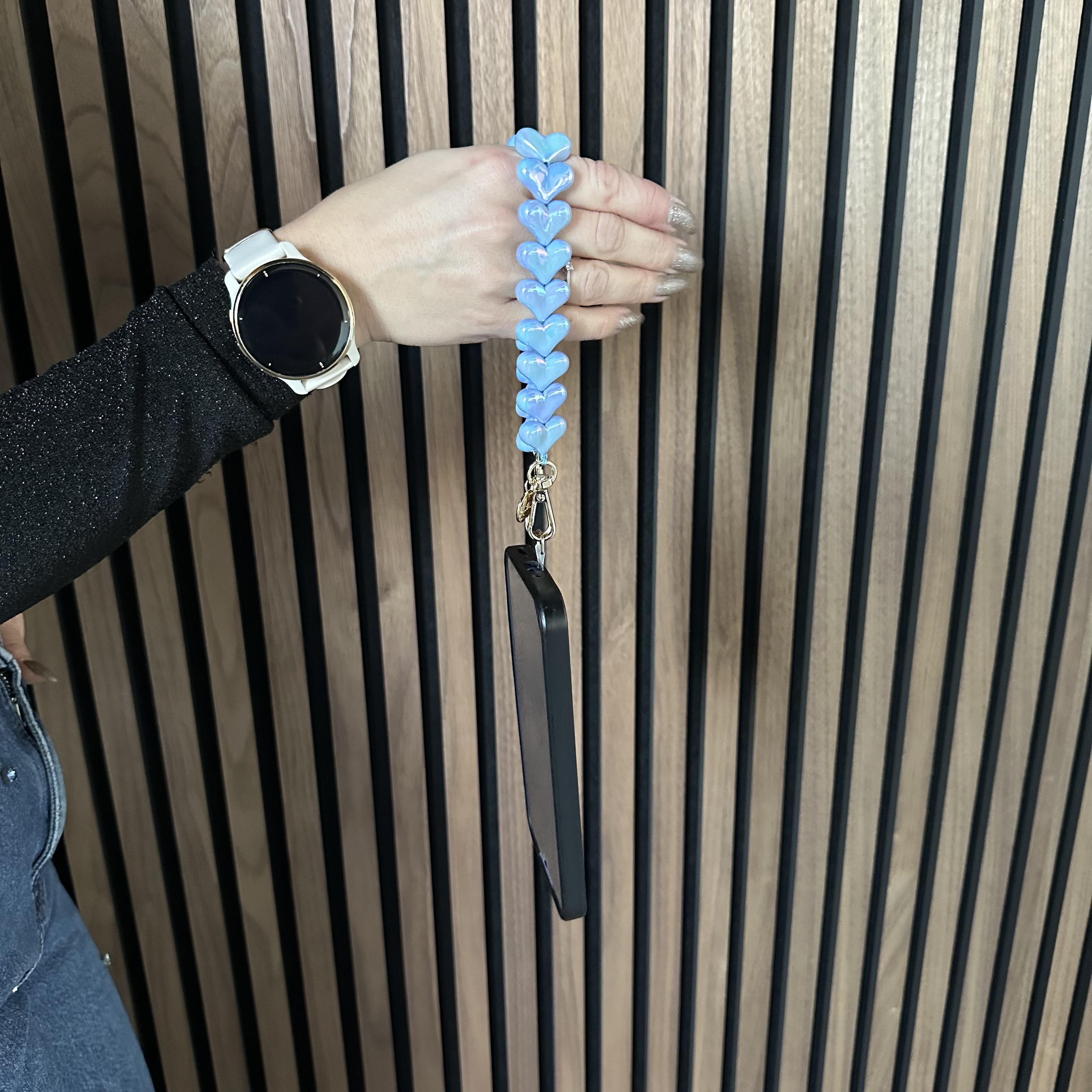 Cell phone chains Heart