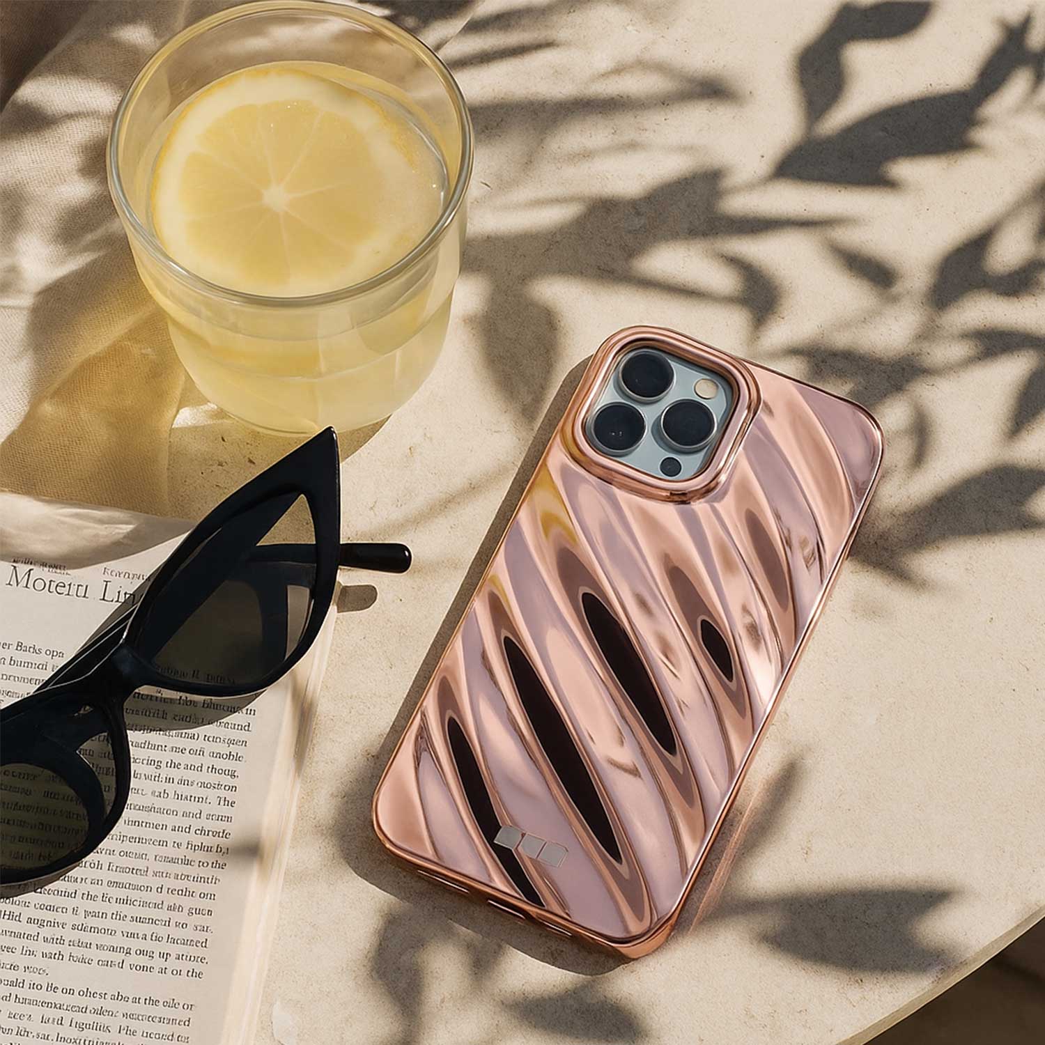 iPhone 14 Pro case Lustra - pink