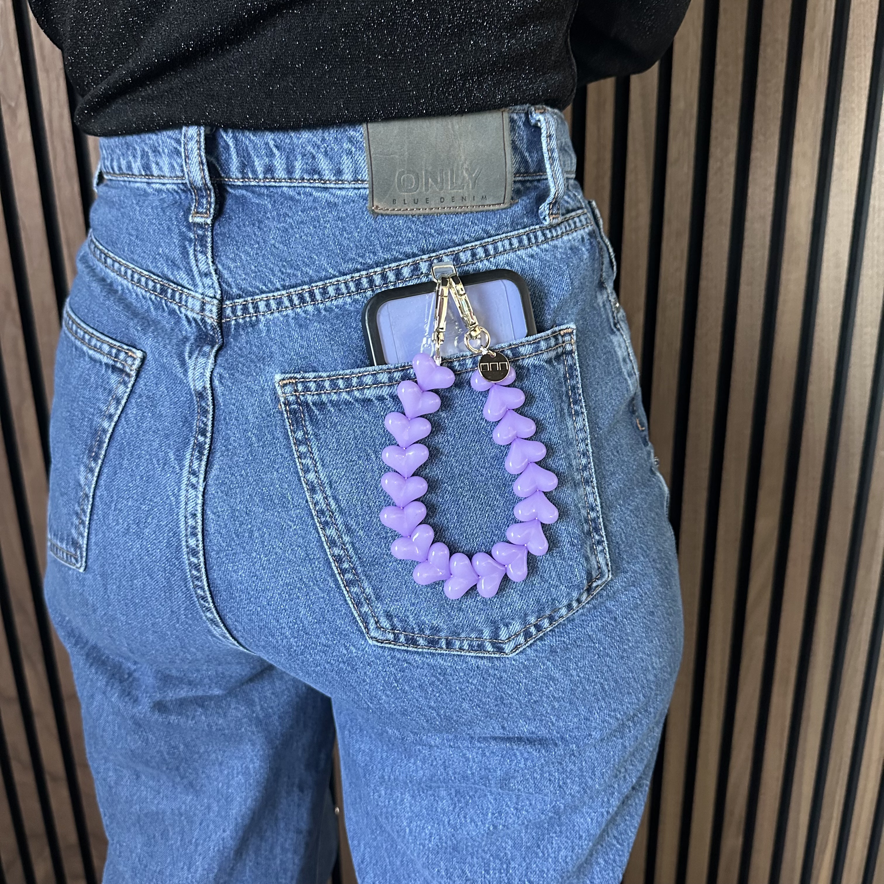 Cell phone chains Heart