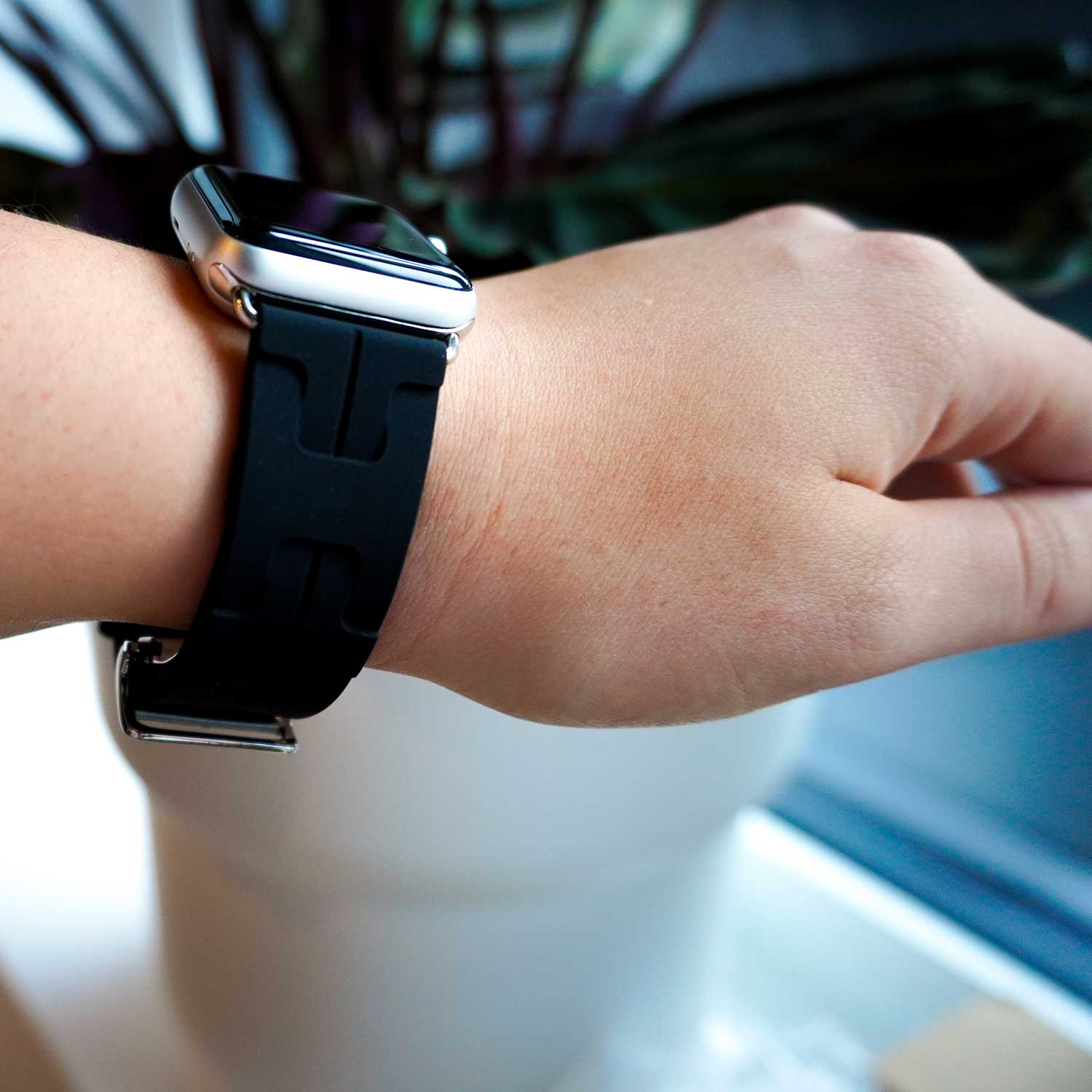 Apple Watch Sport HermèS Kilim Single Tour - Black