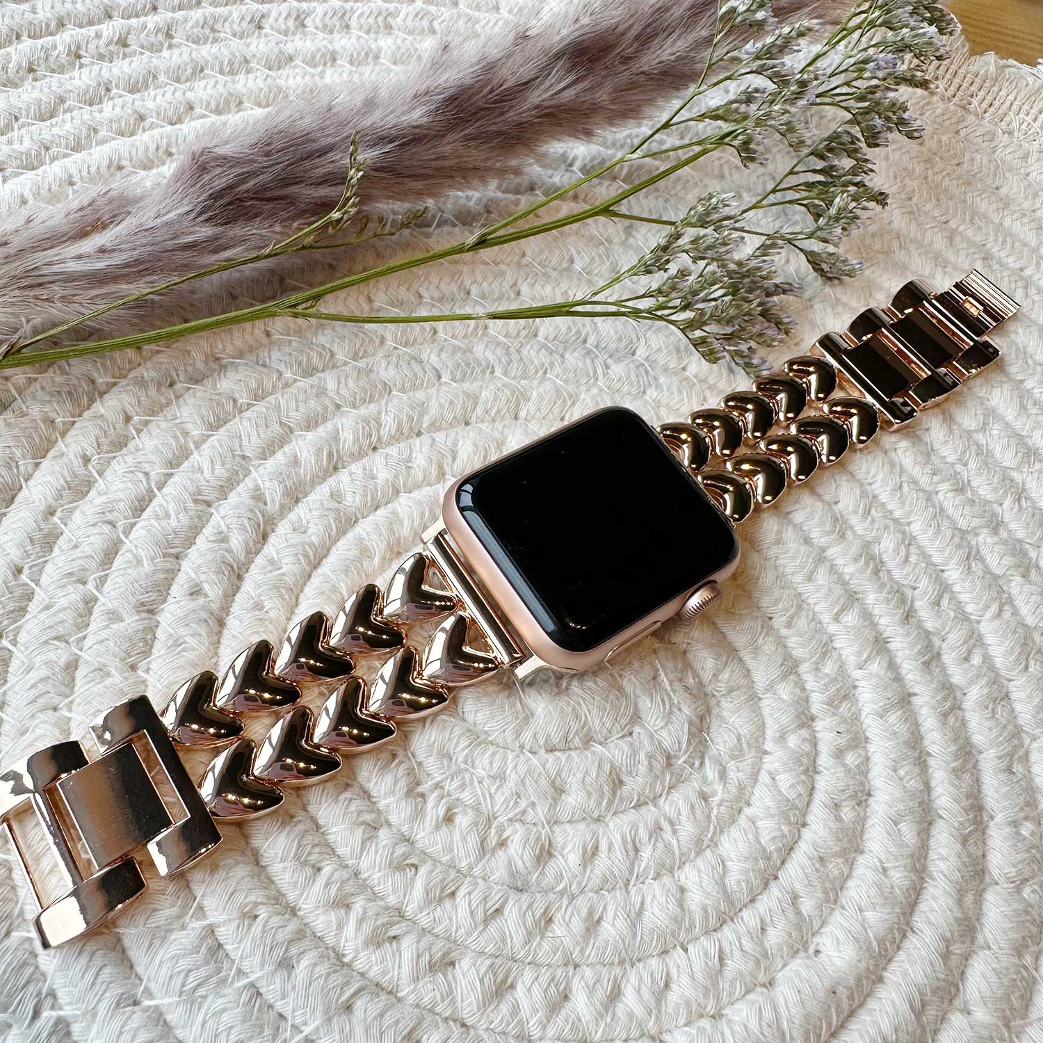 Apple Watch Heart Steel Link Strap - Rose Gold