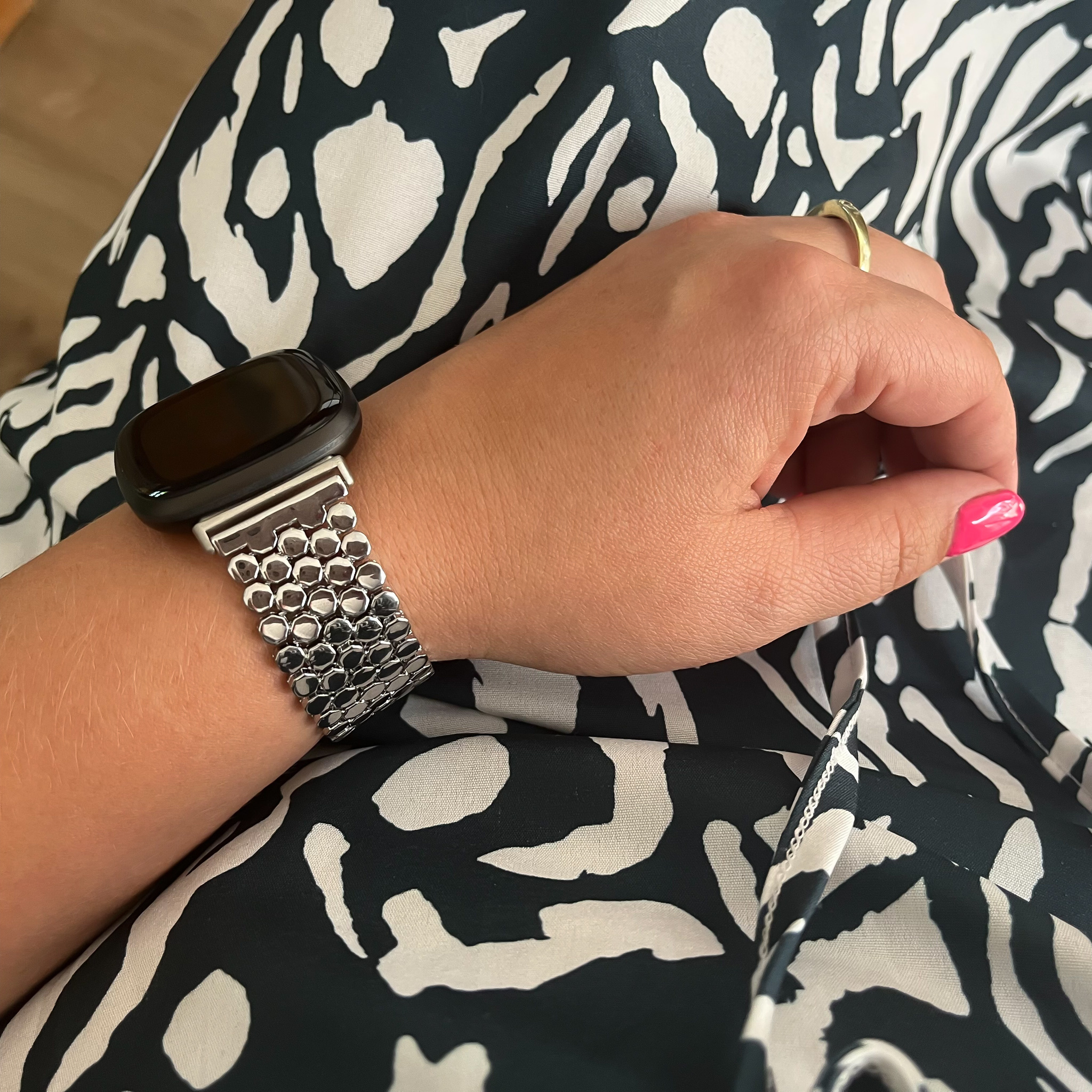 Fitbit Versa 3 / Sense Vis Steel Link Strap - Silver