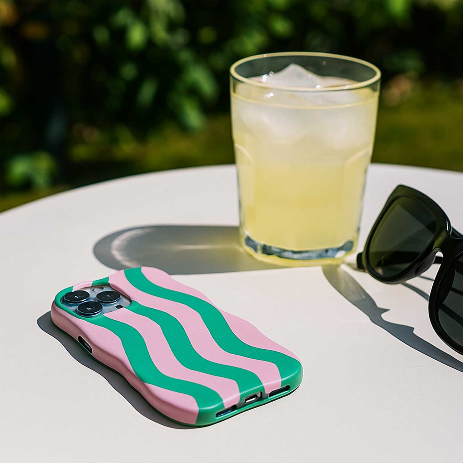 iPhone 15 Pro case Candy - green pink