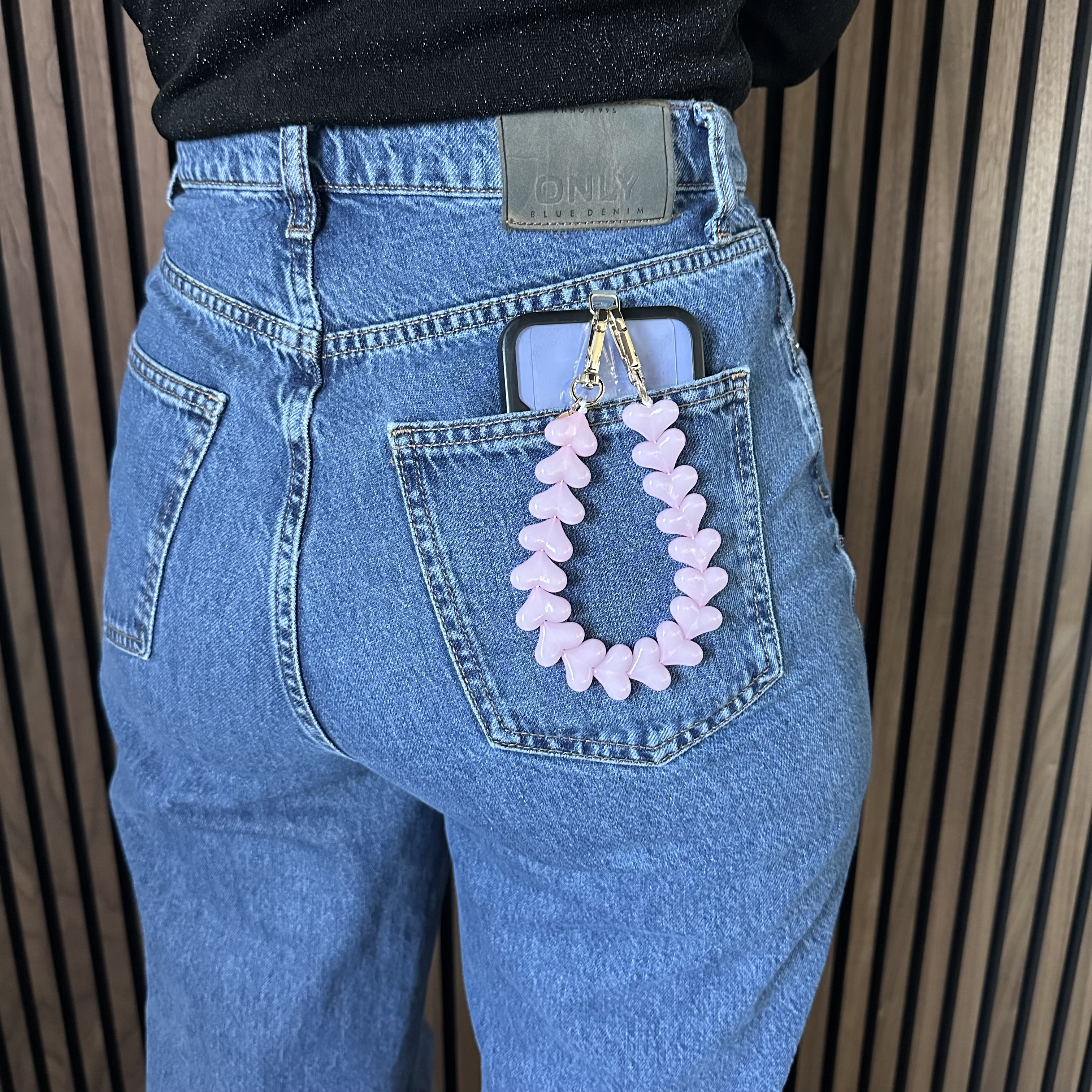 Cell phone chains Heart
