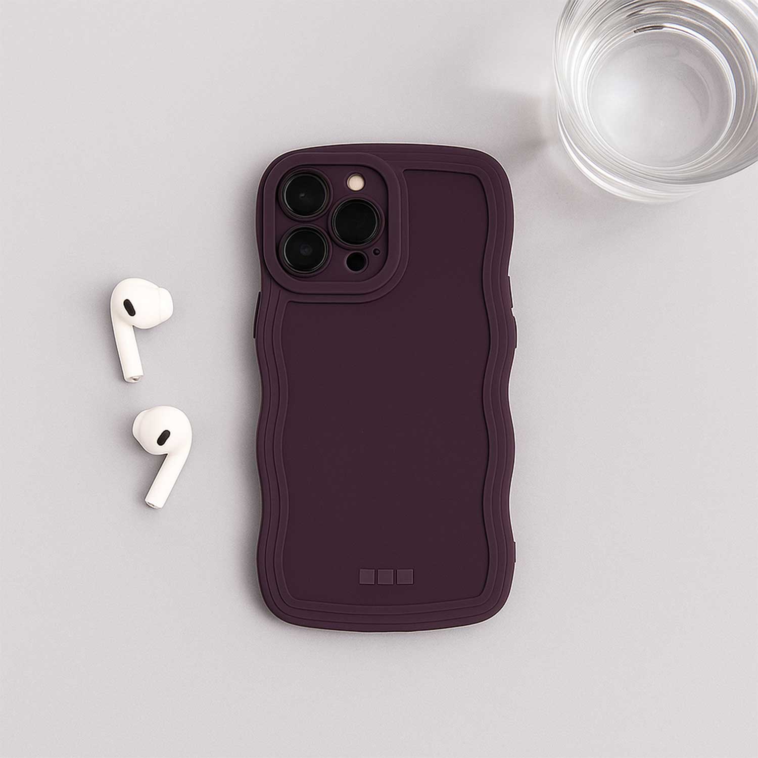 iPhone 16 Plus case Curve - purple