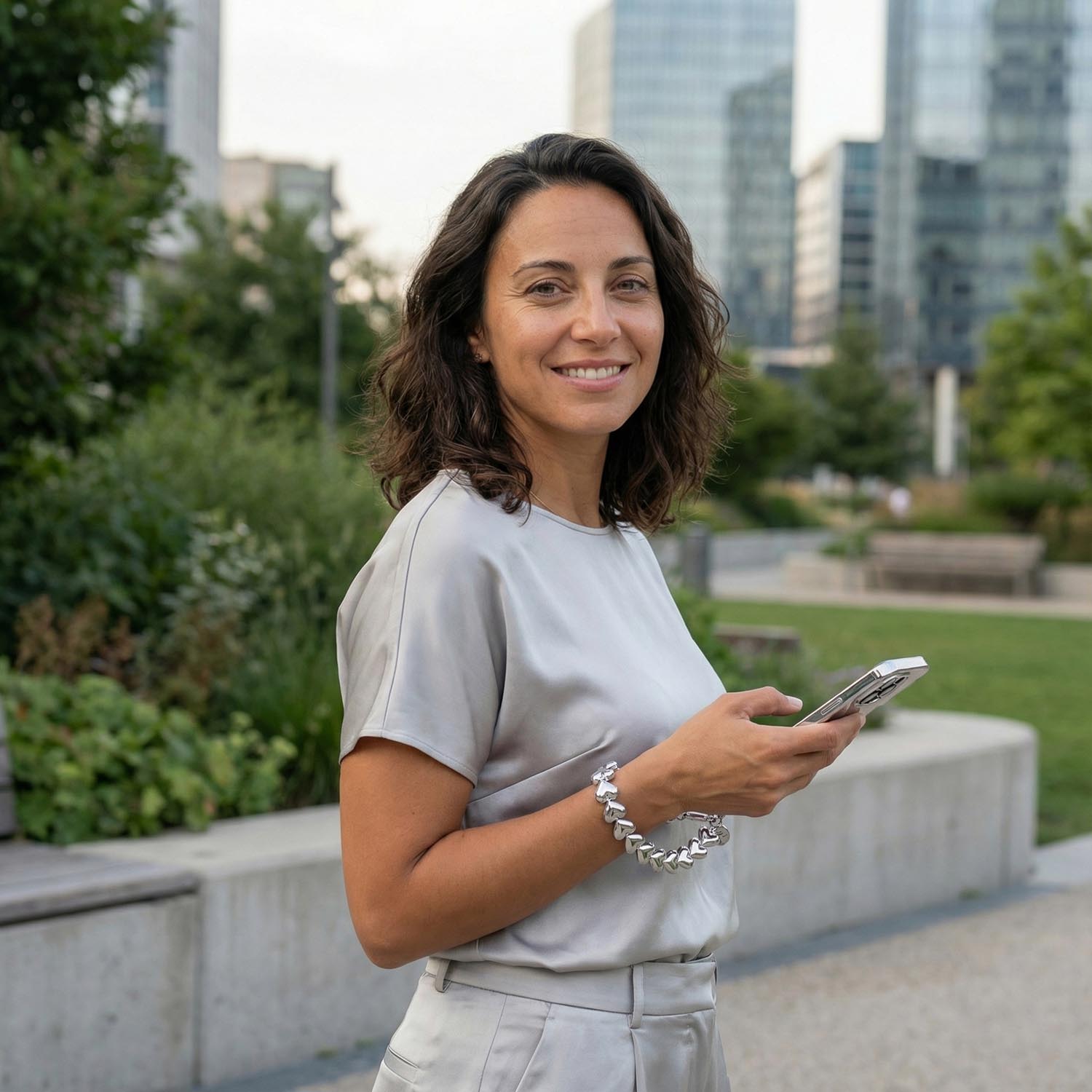 Phone lanyard Heart - silver - silver