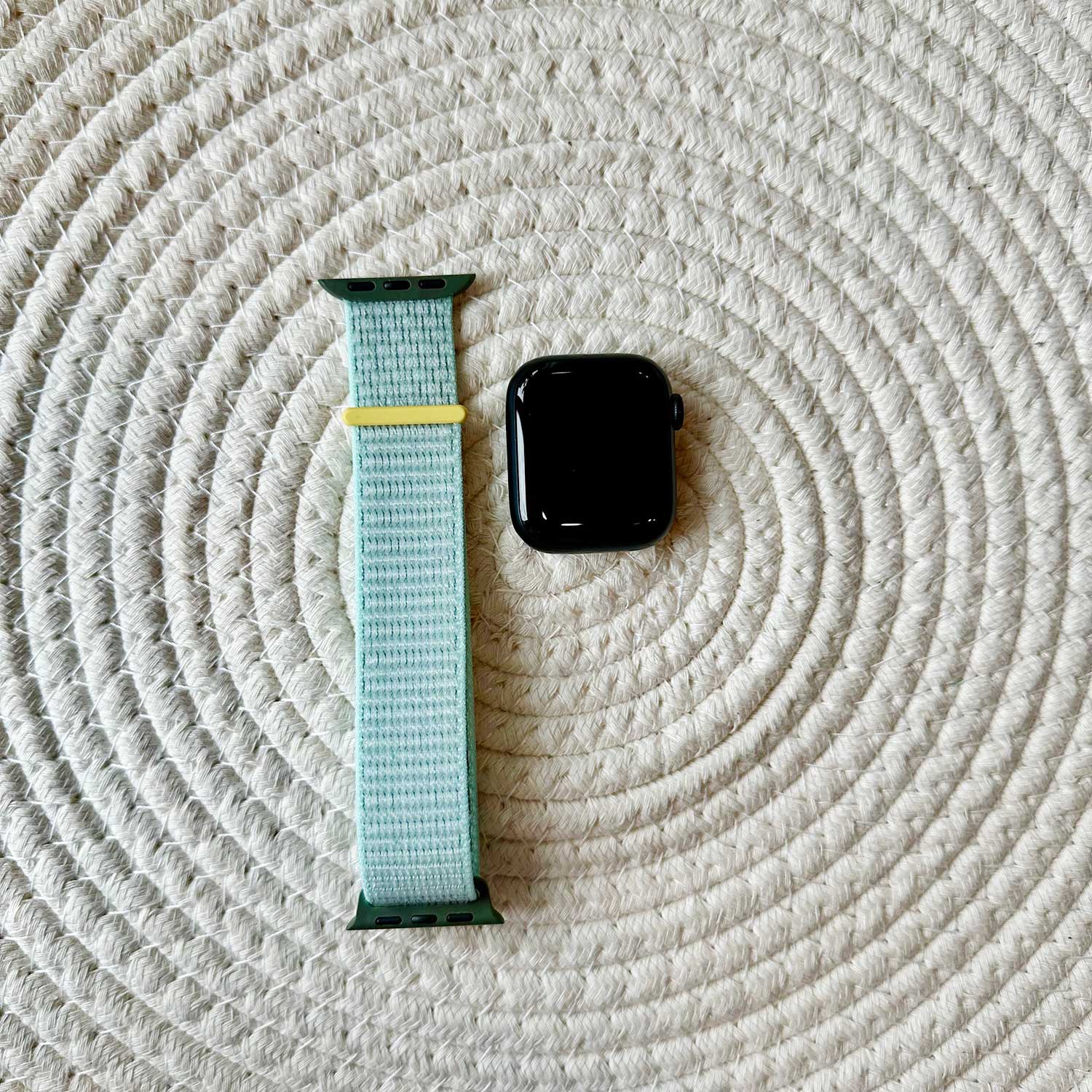 Apple Watch Nylon Sport Loop Strap - Soft Mint
