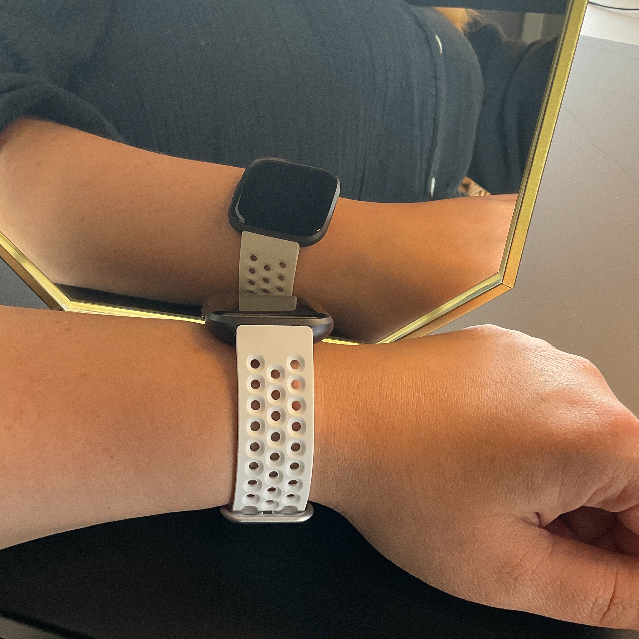 Fitbit Versa Sport Point Strap - White